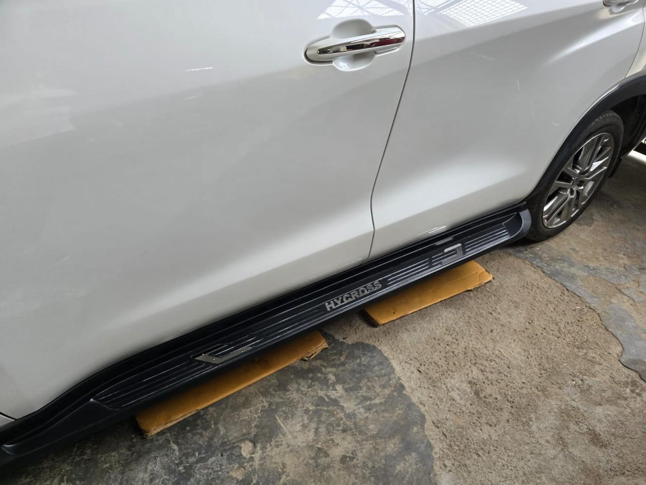 Old Innova Side Step ABS Side Foot Step Compatible With Toyota Innova Hycross, Set Of 2 ...